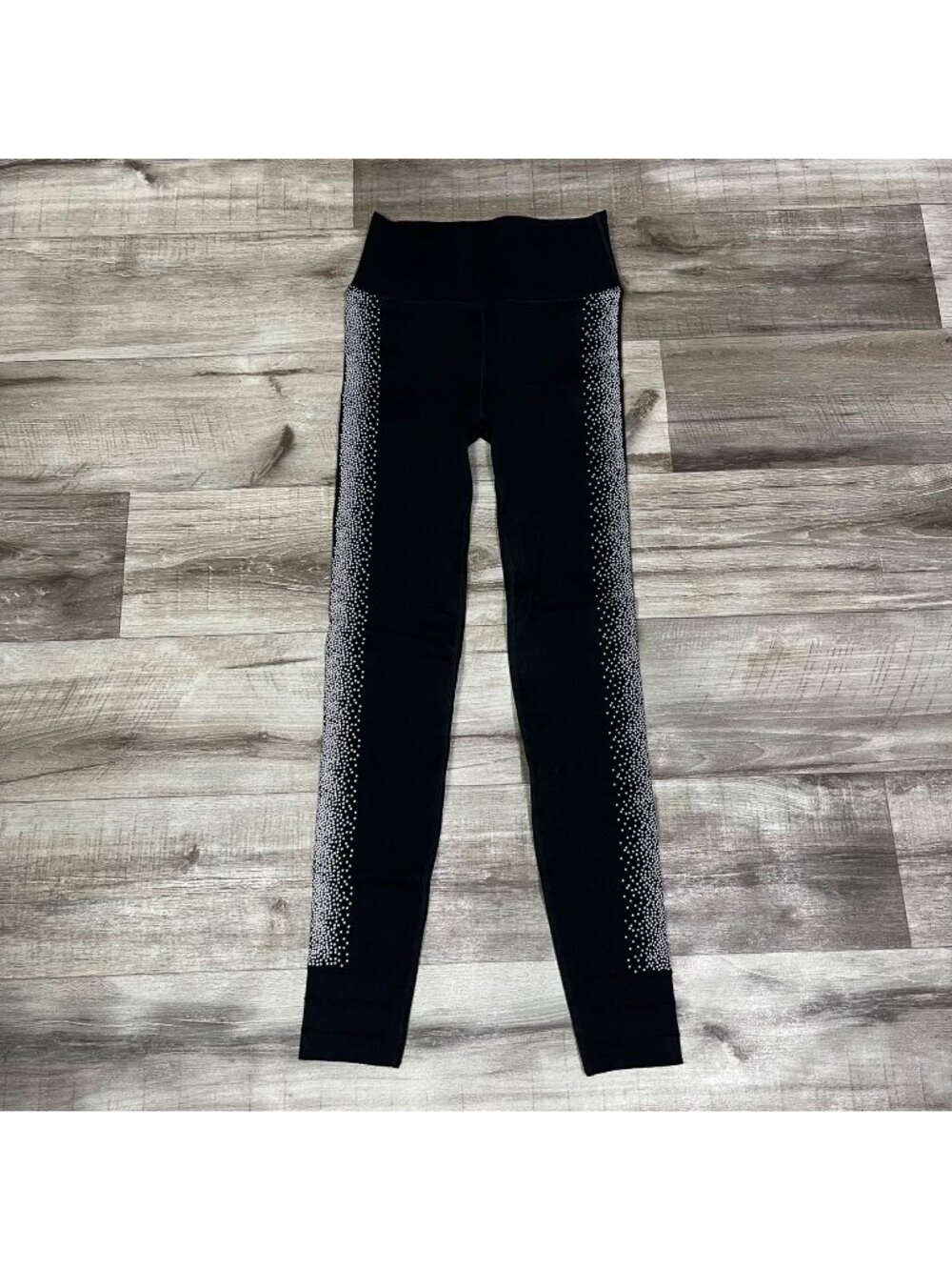 Fabletics Athletic High Rise Sculptknit Reflective Yoga Pants Black NWT Size M